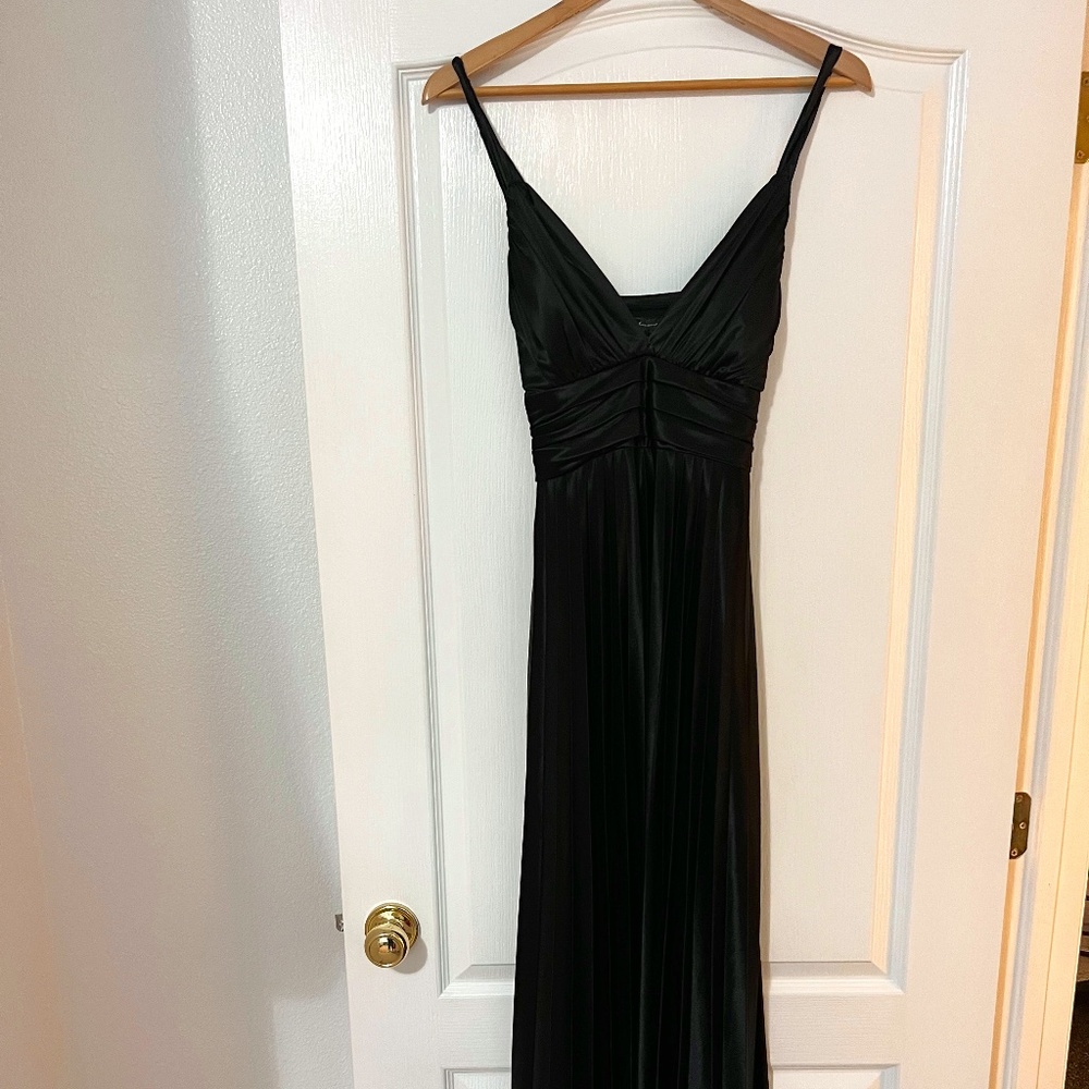 Women’s Long Formal Gown